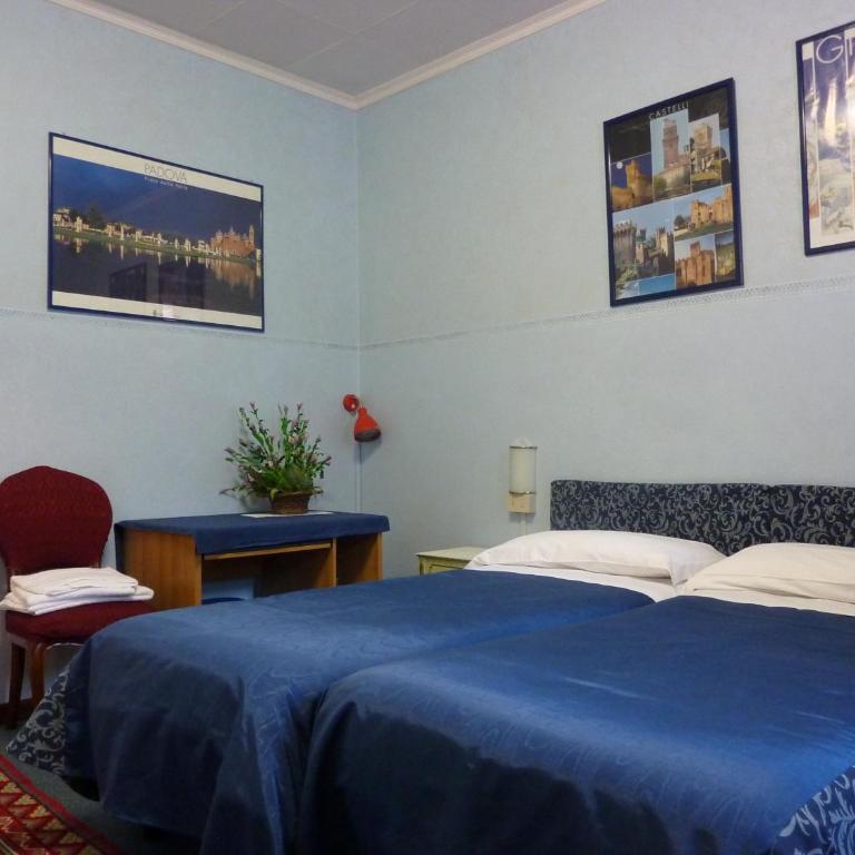 Albergo Junior - Camera Matrimoniale/Doppia con Letti Singoli con Bagno Privato - 4