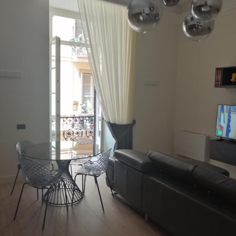 fafgrandsuitenapoli - Casa con 2 Camere da Letto - 44