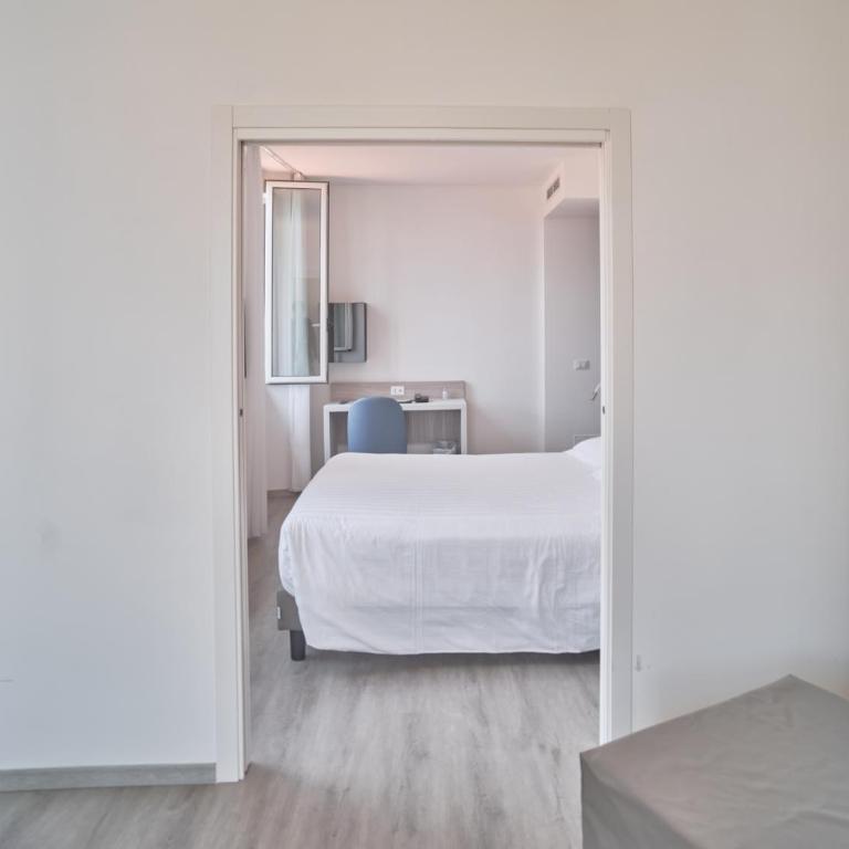 Hotel Medusa - Suite con Terrazza e Vista Mare - 10
