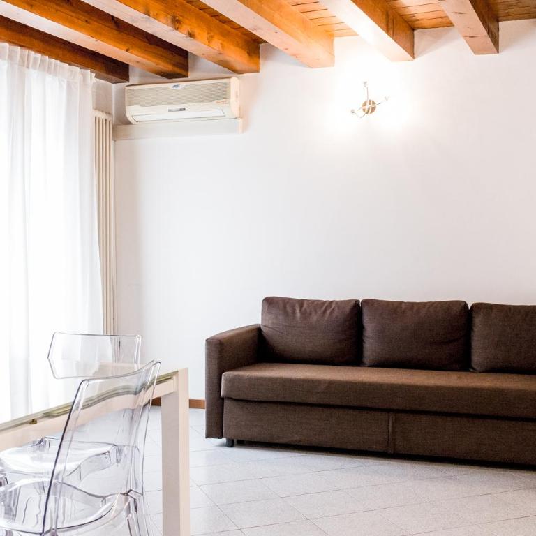 INTERO APPARTAMENTO nel cuore di VICENZA - Appartamento con 2 Camere da Letto - 4