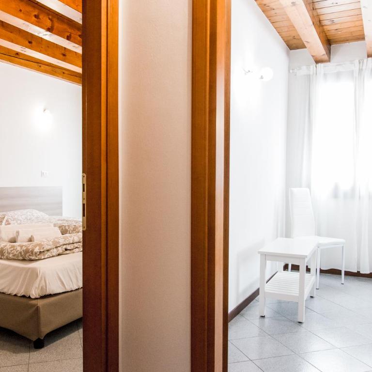 INTERO APPARTAMENTO nel cuore di VICENZA - Appartamento con 2 Camere da Letto - 6