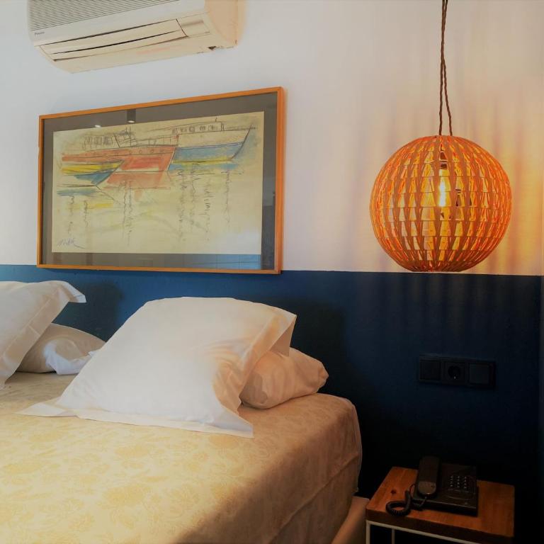Hotel Costa Brava - Habitación Familiar con ducha - 8