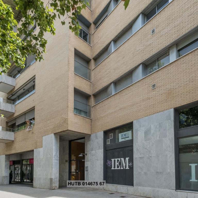 Alcam Vila Olímpica - Three-Bedroom Apartment - 29