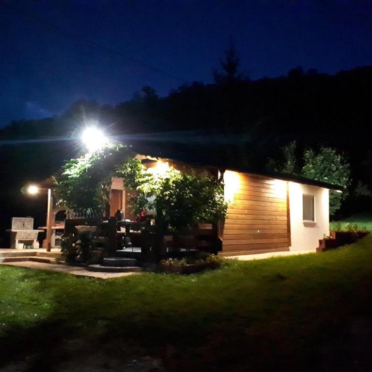 Studio apartman Firdaus-Bihać, Dobrenica bb - One-Bedroom House - 1