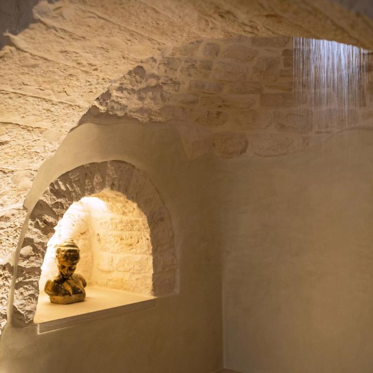 La Mandorla Luxury Trullo - Camera King con Vasca Idromassaggio - 8