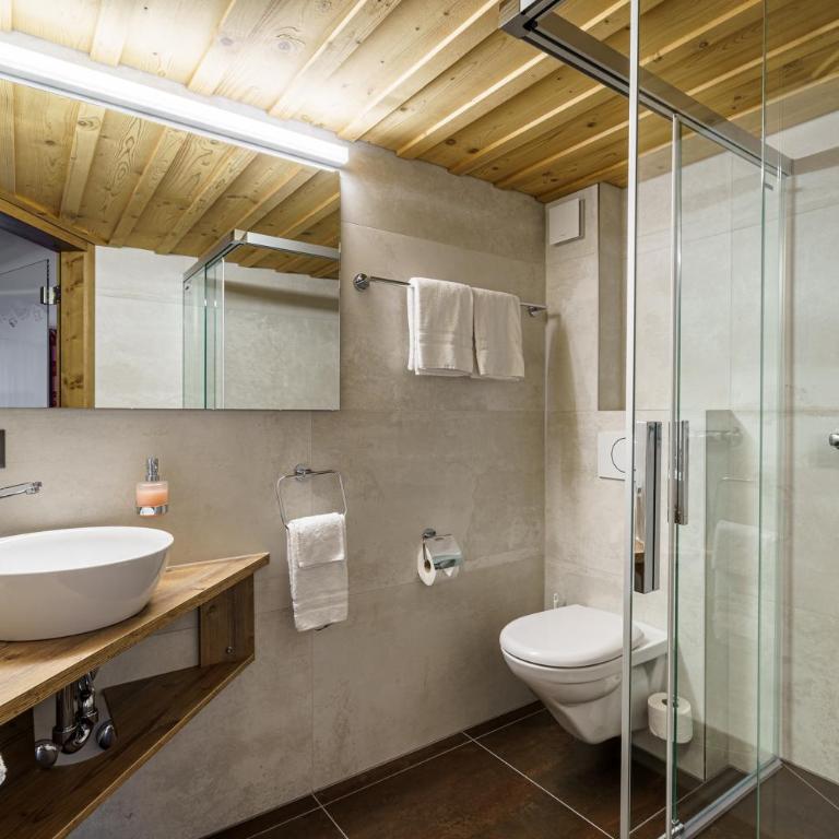 Alpenblick Hotel & Restaurant Wilderswil by Interlaken - Junior Suite - 4