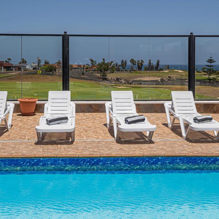 Villa Oneida - Three-Bedroom Villa - 12