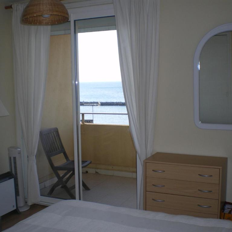 Valras 1ère ligne vue pleine mer - Two-Bedroom Apartment - 7