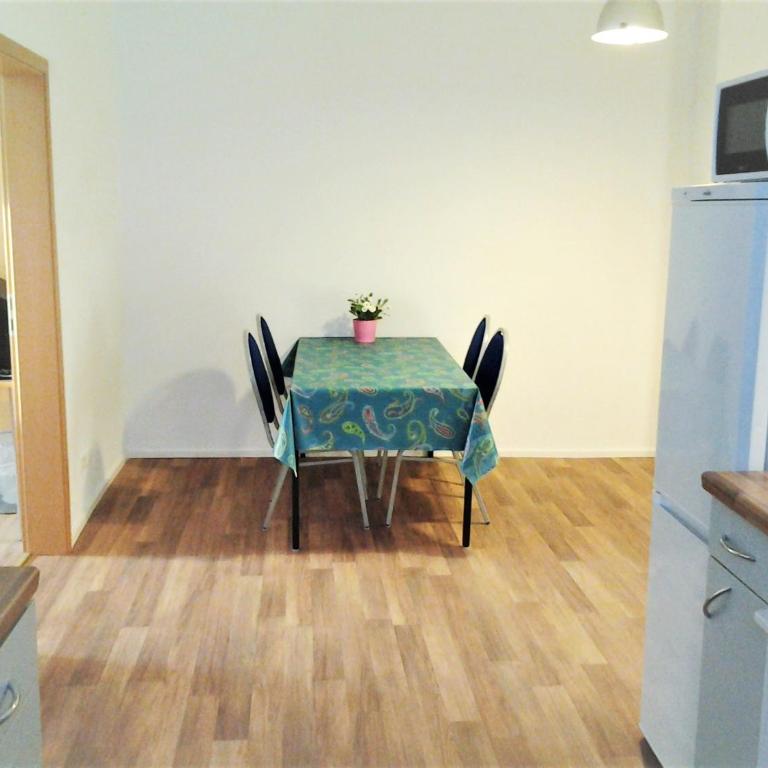 Maffei Apartments - Doppelzimmer mit Gemeinschaftsbad - 11