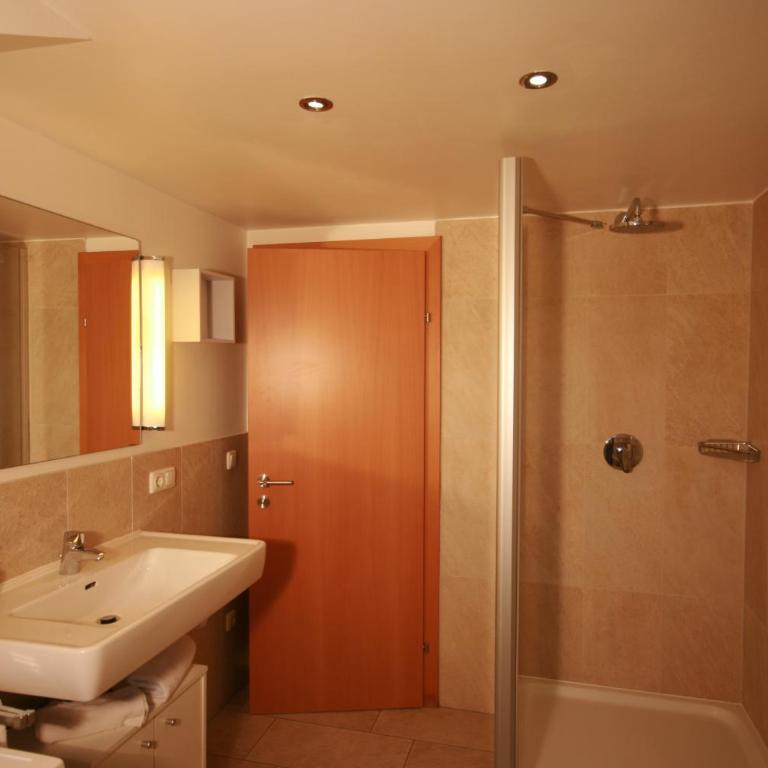 Familienappartements Eder - Free entry to Tauern SPA Kaprun included - Apartment mit 2 Schlafzimmern - 5
