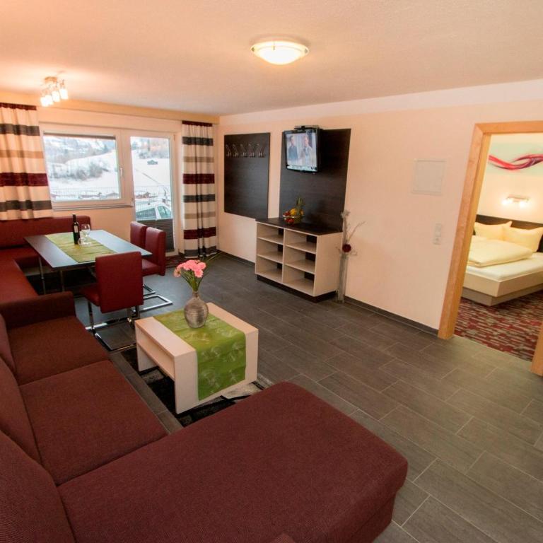 Haus Esper - Comfort Apartment mit 3 Schlafzimmern und Balkon (6-10 Erwachsene) - 1