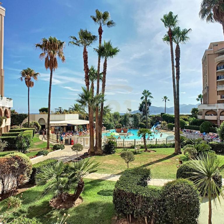 #Cannes Boccacabana Beach, Seafront, in Résid Pierre&Vacances 3 Stars - Appartement - Vue sur Mer - 23