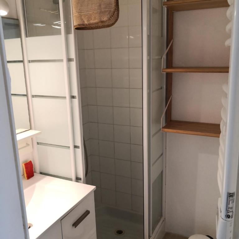 Studio à Hyères Port - Proche de toutes commodités - Appartement 1 Chambre - 13