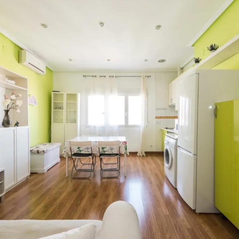 Apartamentos en Sol - One-Bedroom Apartment - 7