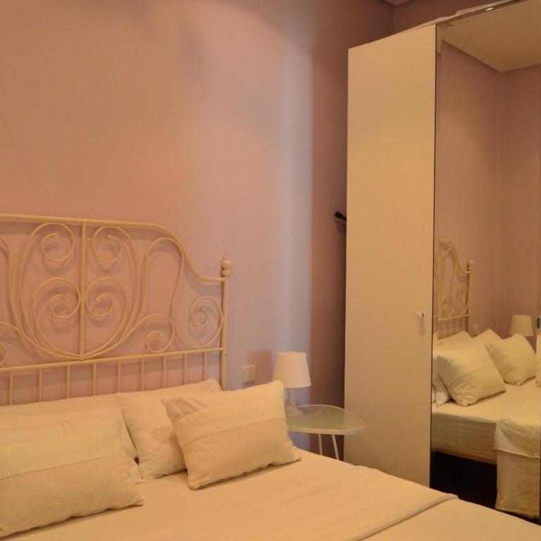 Apartamentos en Sol - One-Bedroom Apartment - 11