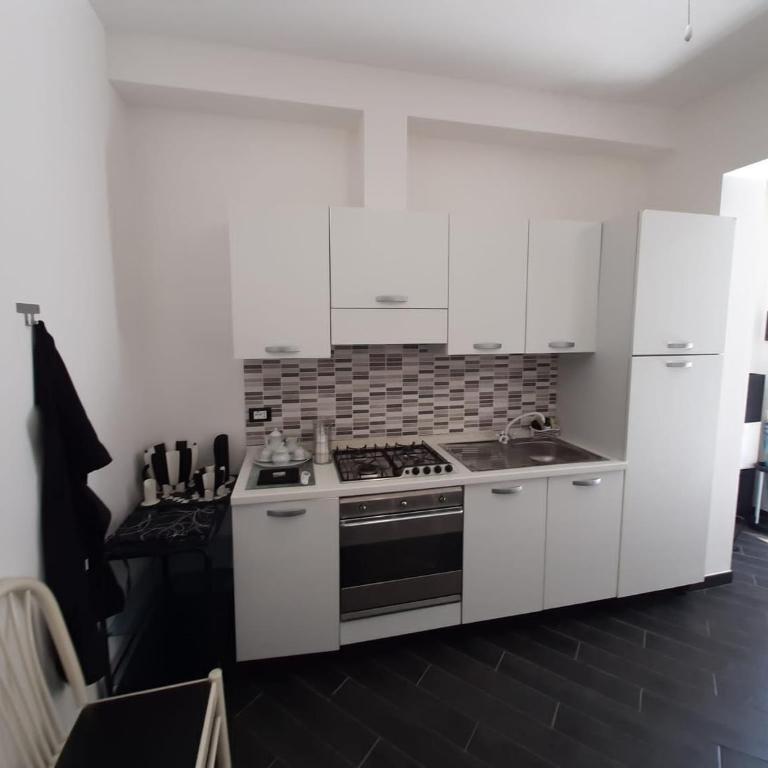 Casa Vacanze Expo - Appartamento con 2 Camere da Letto - 6