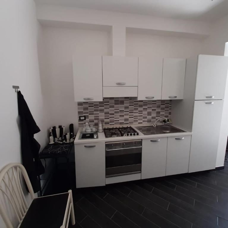 Casa Vacanze Expo - Appartamento con 2 Camere da Letto - 9