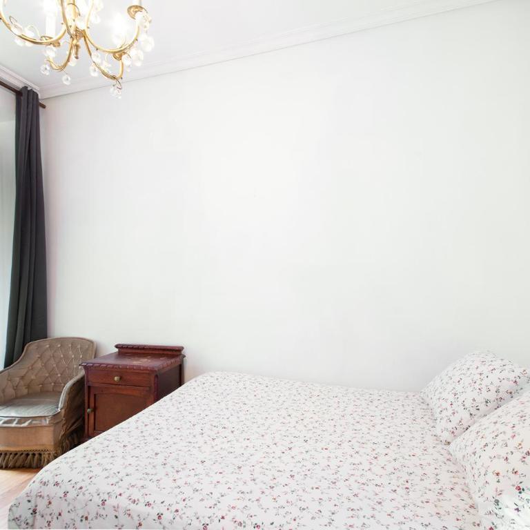 Beach & City - Neighbourhood of Gros - Apartamento Estándar - 11