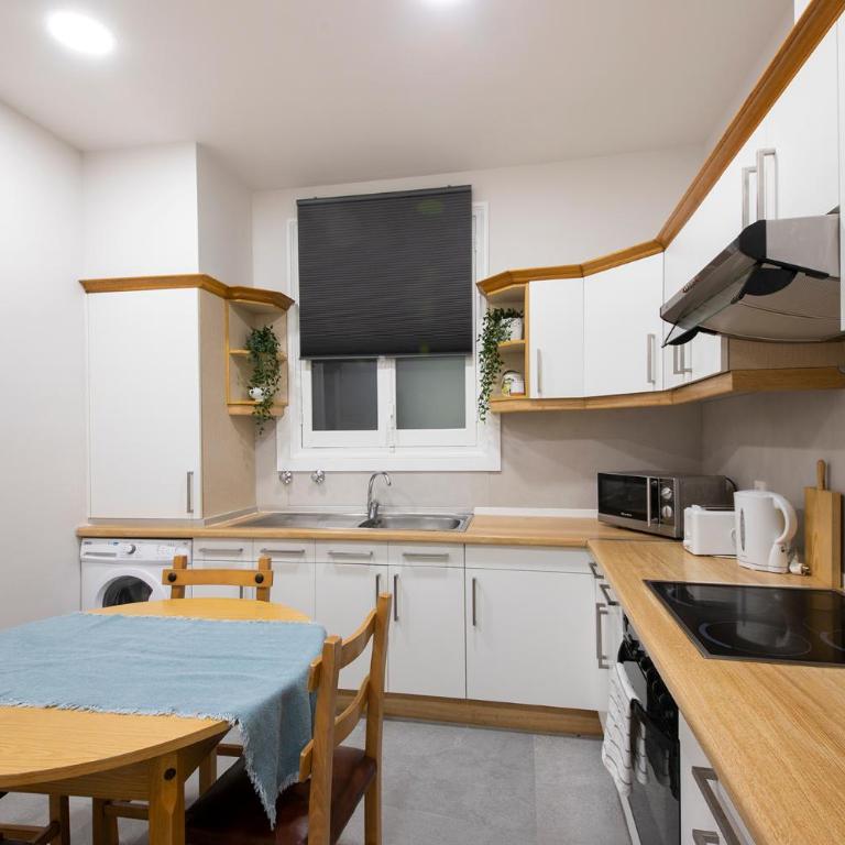 Beach & City - Neighbourhood of Gros - Apartamento Estándar - 9