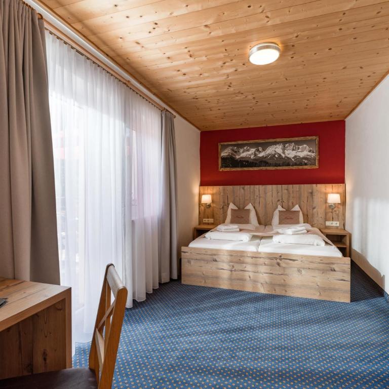 Haus Tirol - Comfort Vierbettzimmer - 5