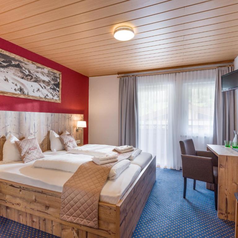 Haus Tirol - Comfort Doppelzimmer mit Balkon - 4