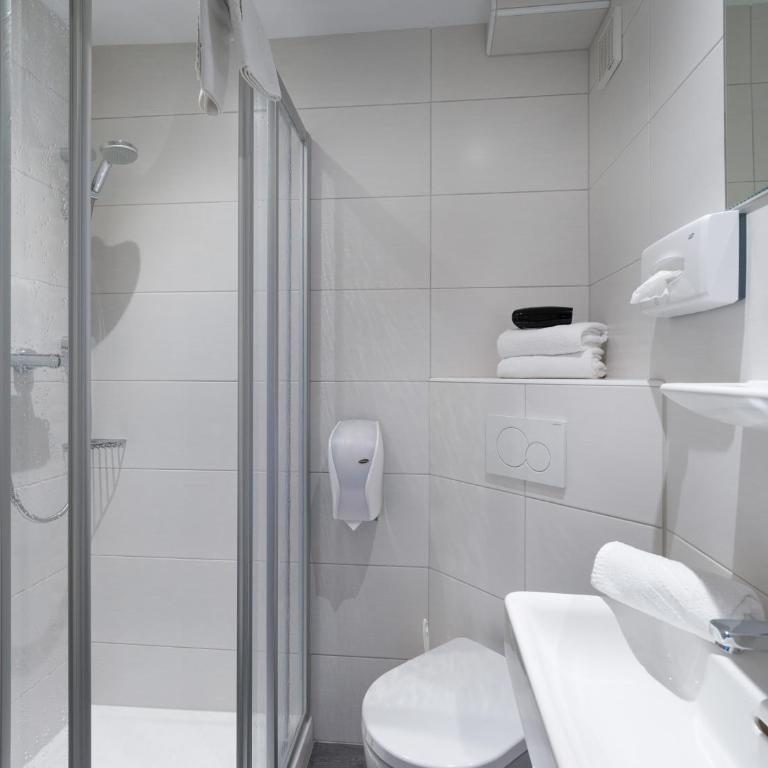 Haus Tirol - Comfort Doppelzimmer mit Balkon - 7