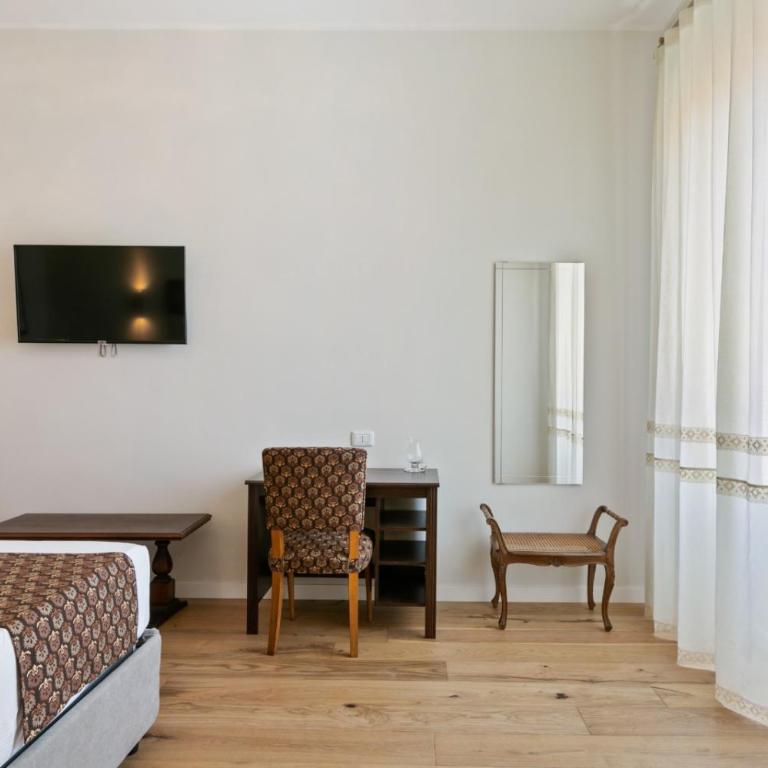 GuestHost - NotHotel Palermo Luxury Guest House - Camera Matrimoniale con Balcone - 7
