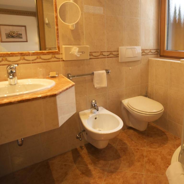 Hotel Garni Concordia - Dolomites Home - Camera Singola con Balcone - 3