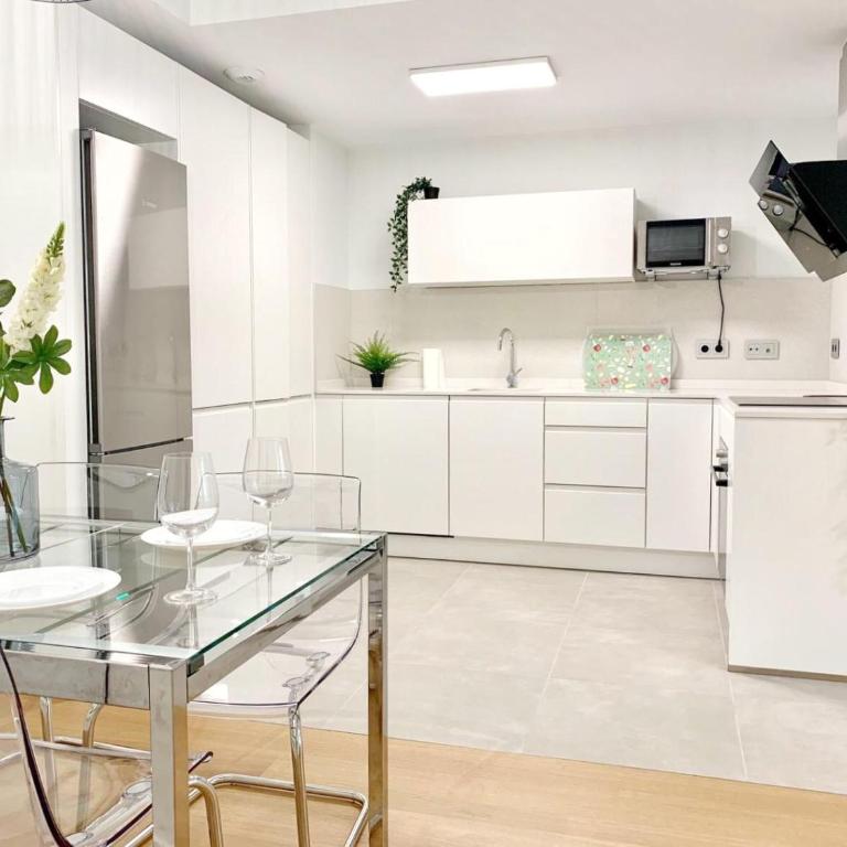Elegant Beach Flat - Apartamento Deluxe - 12