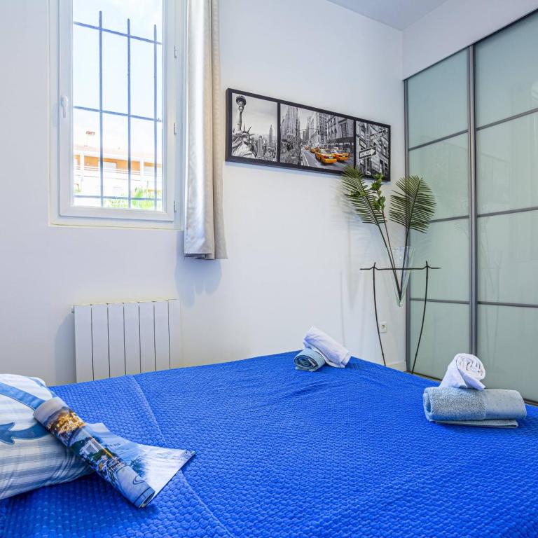 MY CASA - GUISOL - Typical Nice 3 Bedroom AC near Port - Appartement 3 Chambres - 4