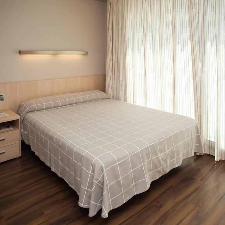 Hotel Acuazul - Habitación Doble Estándar - 1 o 2 camas - 3