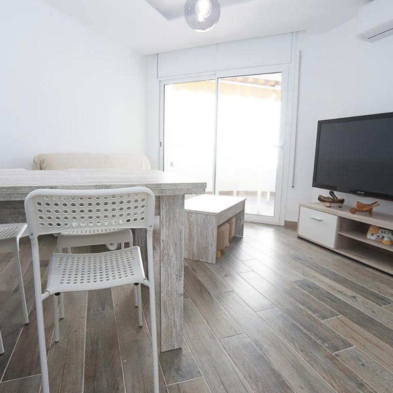 DIFFERENTFLATS Eucalyptus - One-Bedroom Apartment - 1