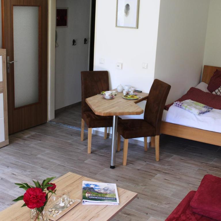 Alpen-FeWo - Studio-Apartment - 9