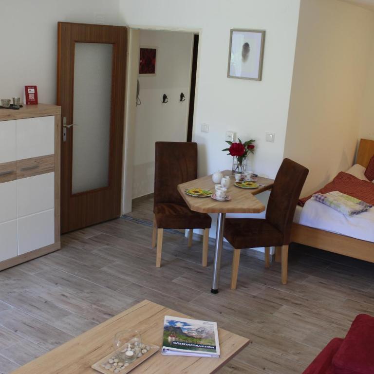 Alpen-FeWo - Studio-Apartment - 8