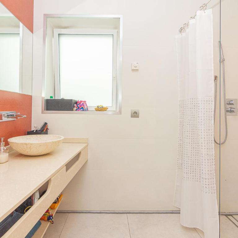 Resort con piscina privada en Calle Carabeo - Villa - 82