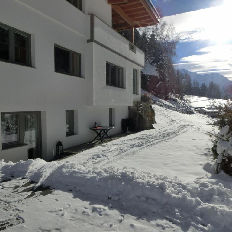 Ferienwohnung Bergspitz - Apartment mit 2 Schlafzimmern und Garten - 16