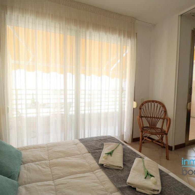 Ático Novelty con vistas al mar - Apartamento de 2 dormitorios - 10