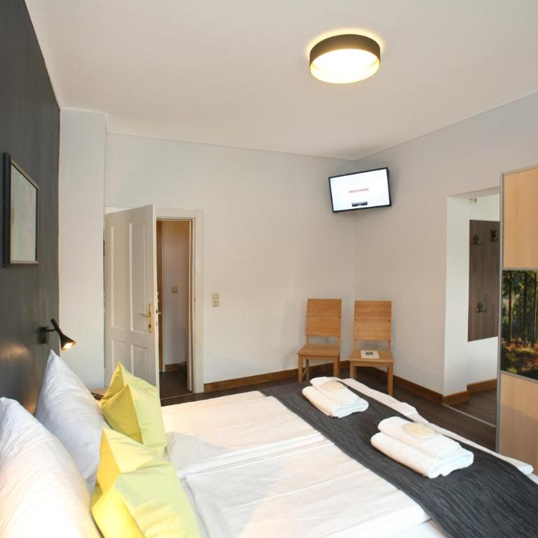 Seehotel Sissi am Zeller See - Junior Suite mit Bergblick - 1