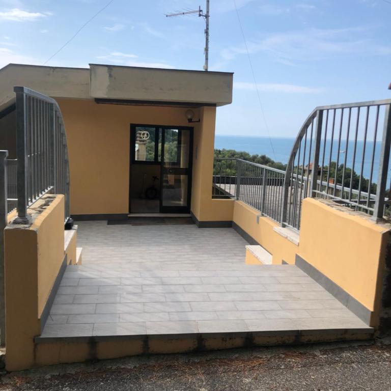 Eco del Silenzio - Appartamento con Vista Mare - 16