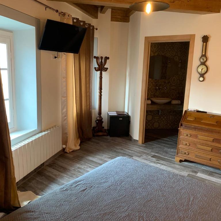 Vecchia Posta Casa Vacanze - Double Room with Private Bathroom - 3