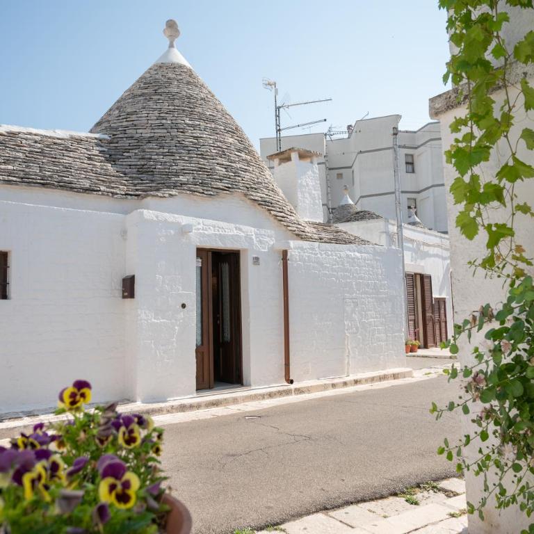 Trullo dal Cavaliere - Two-Bedroom House - 1