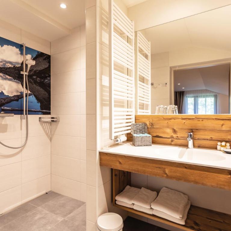 Alpenhotel Wurzer - Double Room - 17