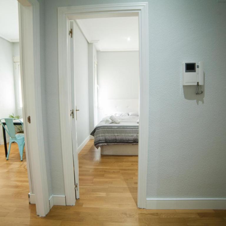 Apartments Madrid Principe - One-Bedroom Apartment - 16