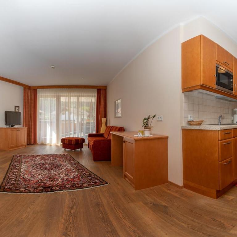 Hotel Garni Elisabeth - Apartment mit Balkon - 13