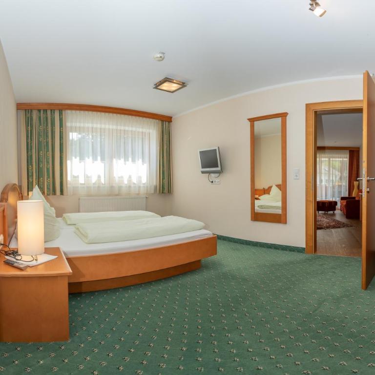 Hotel Garni Elisabeth - Apartment mit Balkon - 11