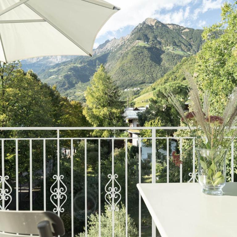 Ladurnerhof Boutique Apartments Meran - Superior Studio with Mountain View - 5