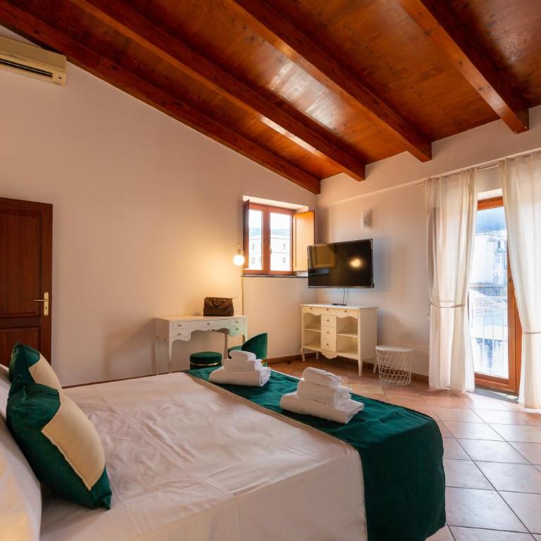 Rossy House Sorrento - Appartamento con 2 Camere da Letto - 10