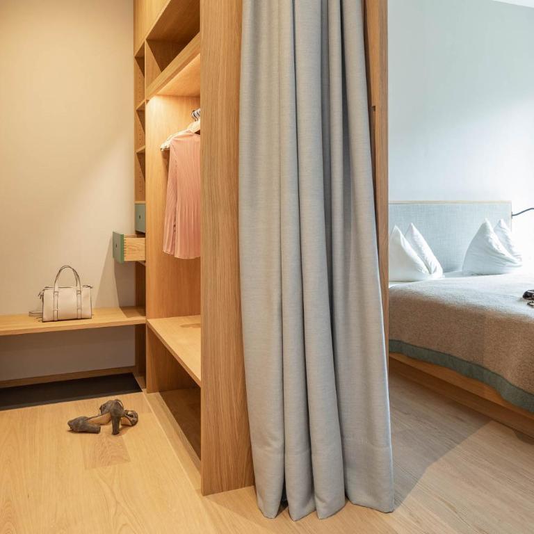 Ladurnerhof Boutique Apartments Meran - Apartment with Mountain View - 6