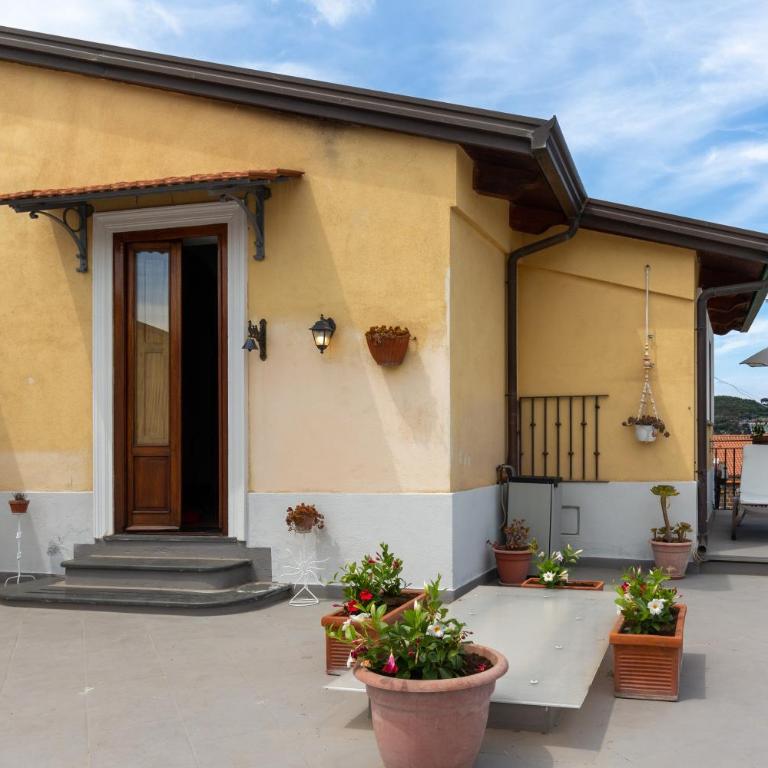 Rossy House Sorrento - Appartamento con 2 Camere da Letto - 17