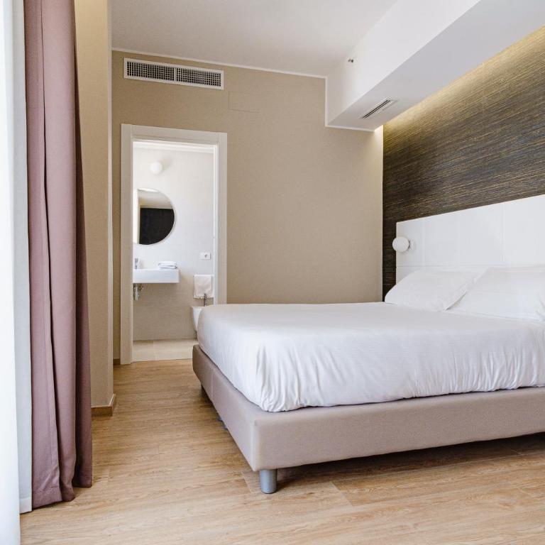 Hotel Boston - Junior Suite - 13